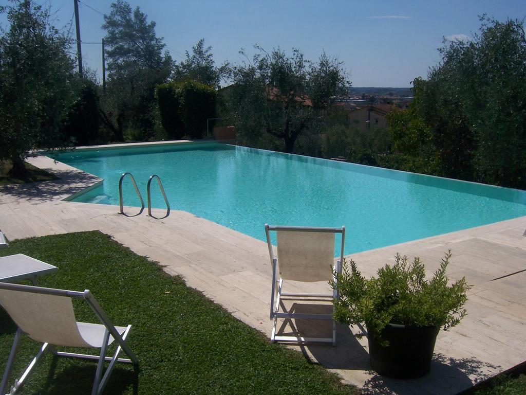 Agriturismo Le Due Querce Lazzeretto Eksteriør bilde